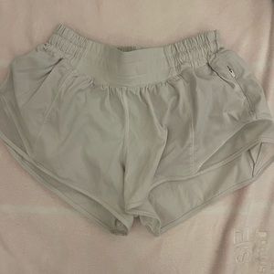 lululemon white hotty hot shorts
